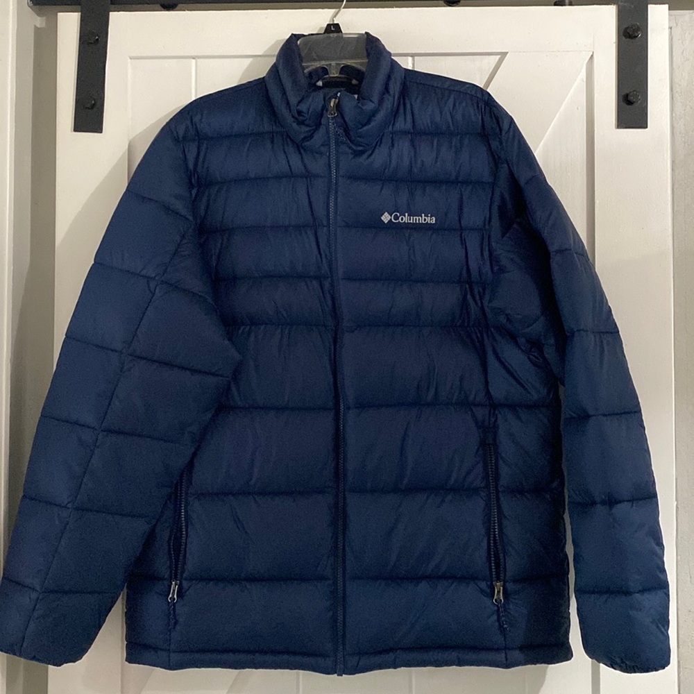 Mens Columbia Alt-Down puffer coat in blue